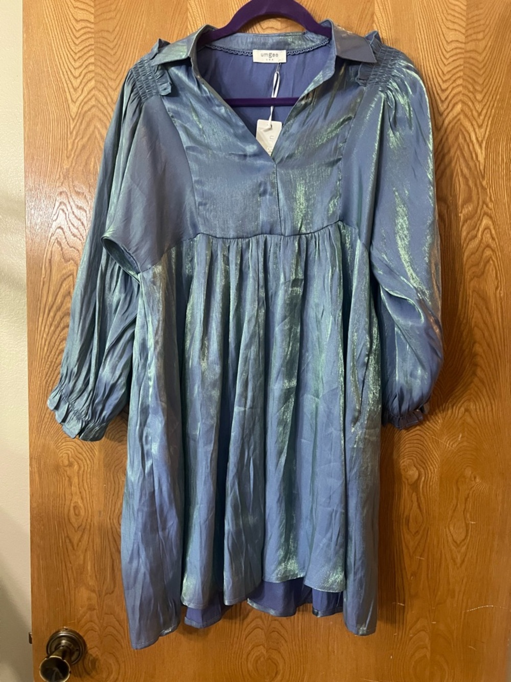 Umgee Iridescent Blue-Green Collared Midi Dress
